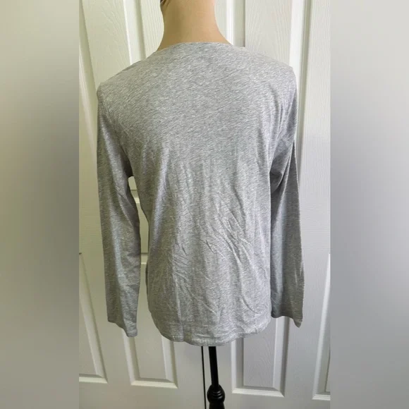 LOFT Heather Gray Tee with Vibrant Red Bow - Picture 4 of 6